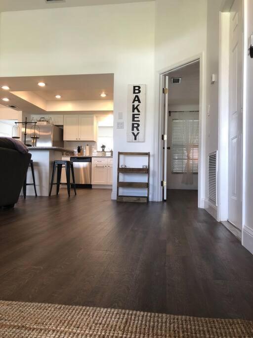 Beautiful Home Across The Street From Lake June! Lake Placid Zewnętrze zdjęcie
