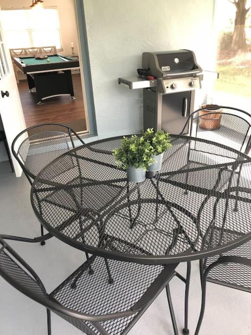 Beautiful Home Across The Street From Lake June! Lake Placid Zewnętrze zdjęcie