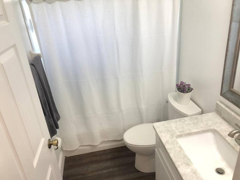 Beautiful Home Across The Street From Lake June! Lake Placid Zewnętrze zdjęcie